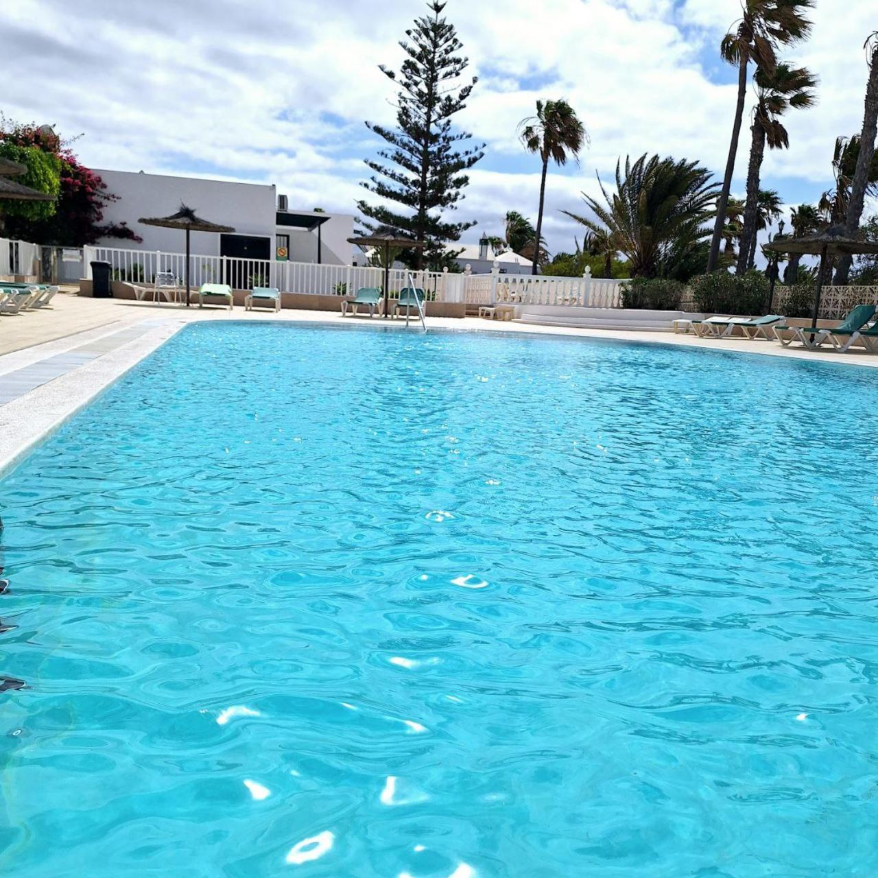 Apartamento Club Valena, Puerto Del Carmen, Lanzarote Tias Bagian luar foto